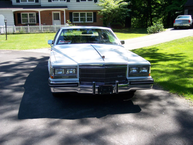 excellent 1984 cadillac coupe de ville white/maroon full power fully serviced