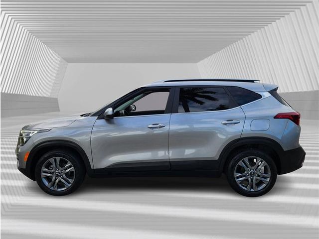 2022 kia seltos s