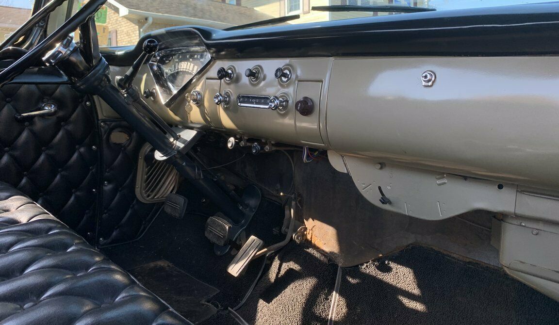 1959 chevy apache short bed! 283 engine, 3 speed on column. texas truck in ky