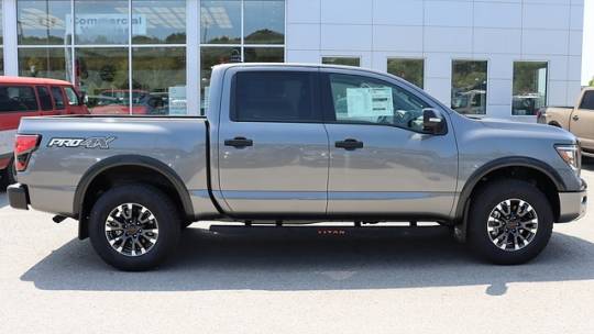 2024 Nissan Titan pro-4x