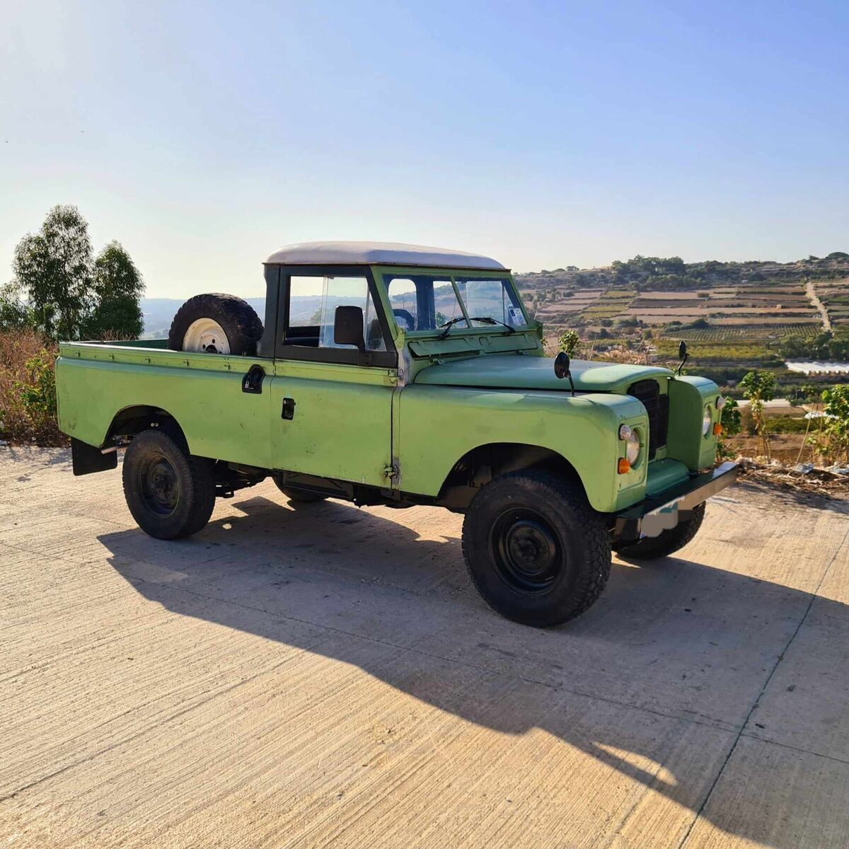 land rover series 2a 109 truck cab , 2.3 main bearing