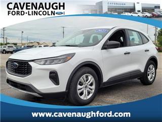 2023 Ford Escape base