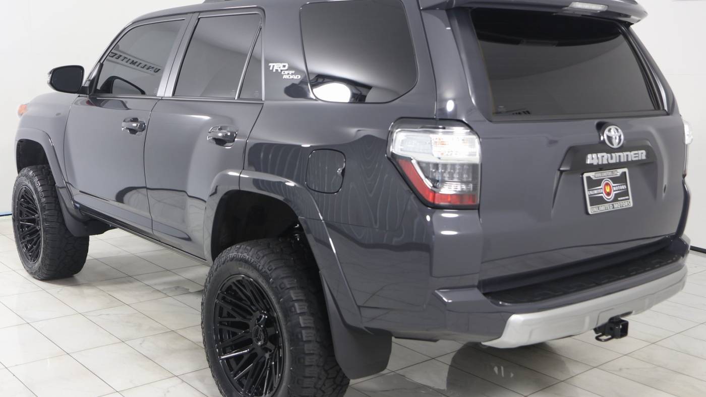2024 toyota 4runner trd off-road premium
