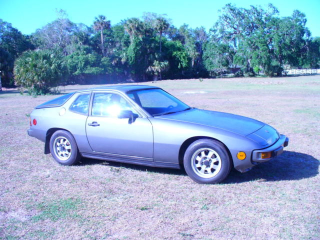 porsche 924 low milage rust free 5spd 1980
