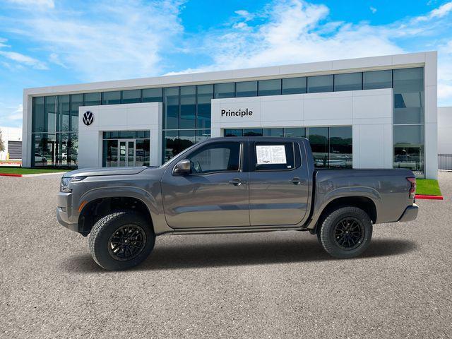2024 nissan frontier sv