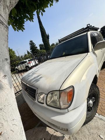 2000 lexus lx 470 base