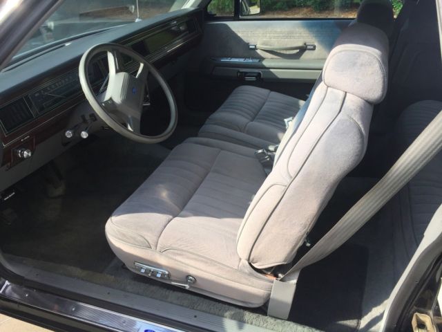 1987 ford ltd crown victoria 36,000 miles!!!