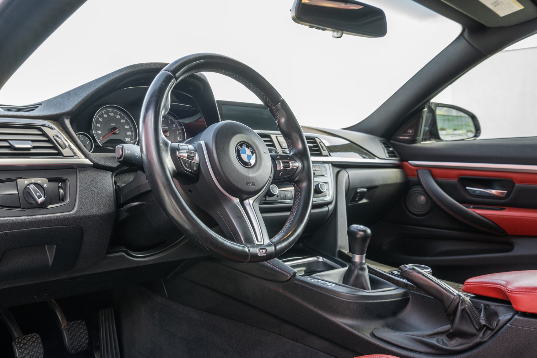 2015 bmw m4 coupe 6-speed