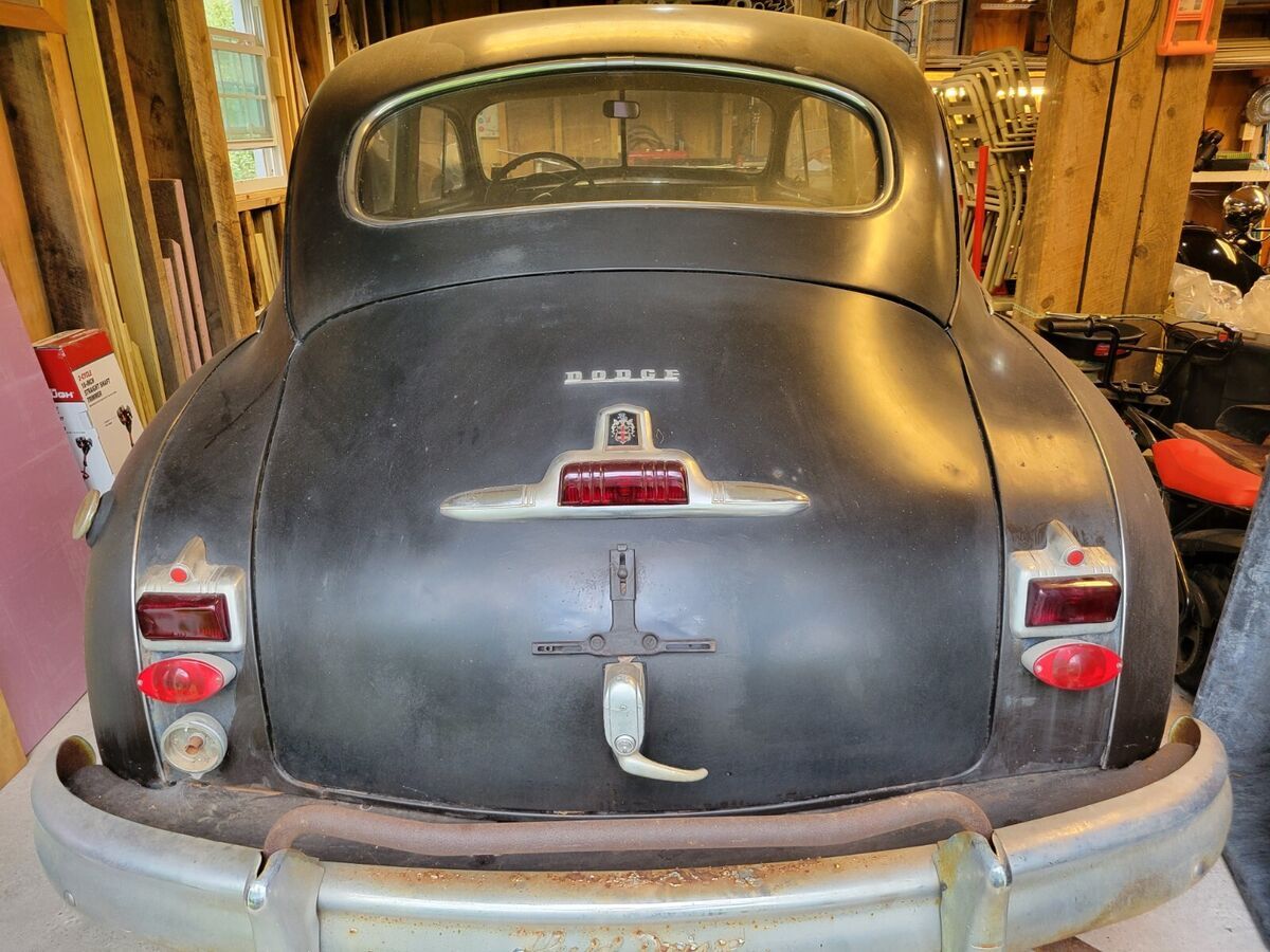 1948 dodge custom d24 sedan