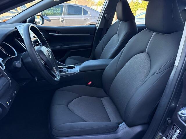 2024 toyota camry le