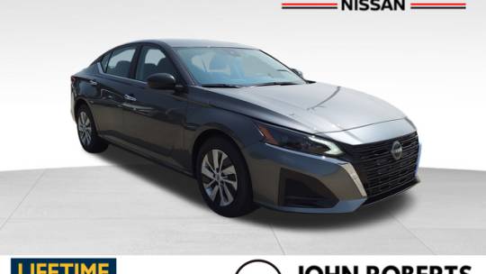 2025 Nissan Altima s