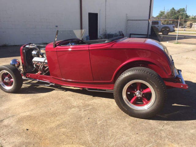 1932 ford roadster ..... low reserve