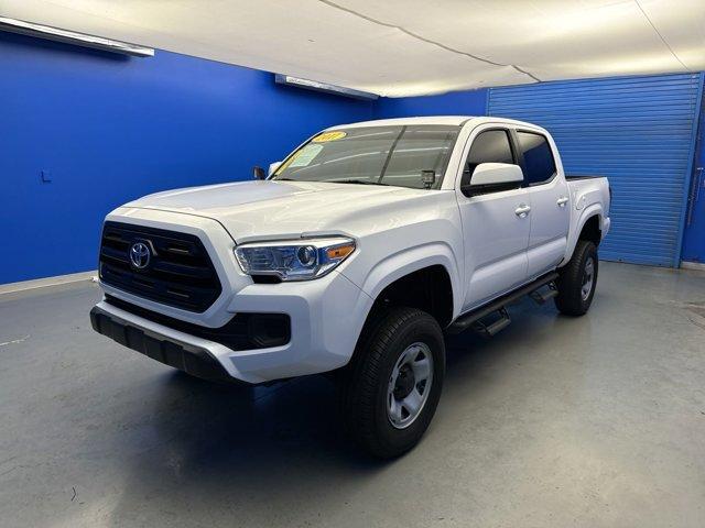 2017 toyota tacoma sr