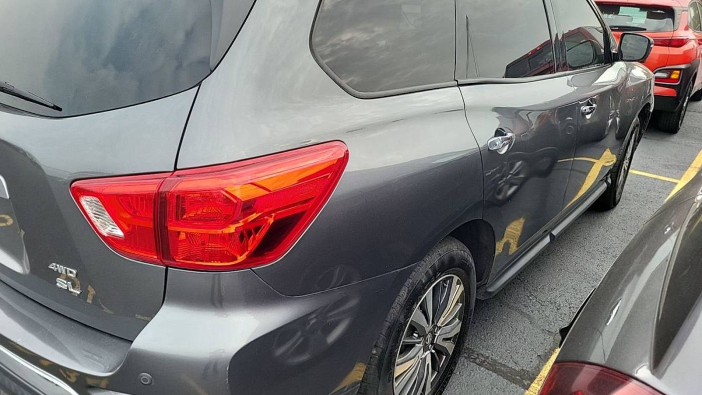 2019 nissan pathfinder sl