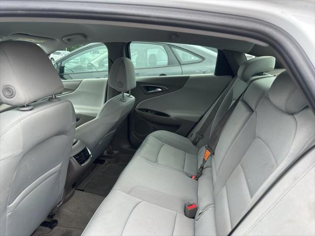 2017 chevrolet malibu hybrid base