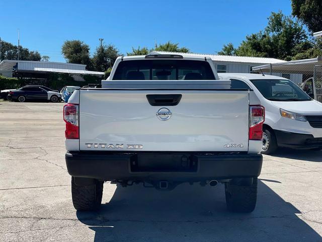 2017 nissan titan xd s