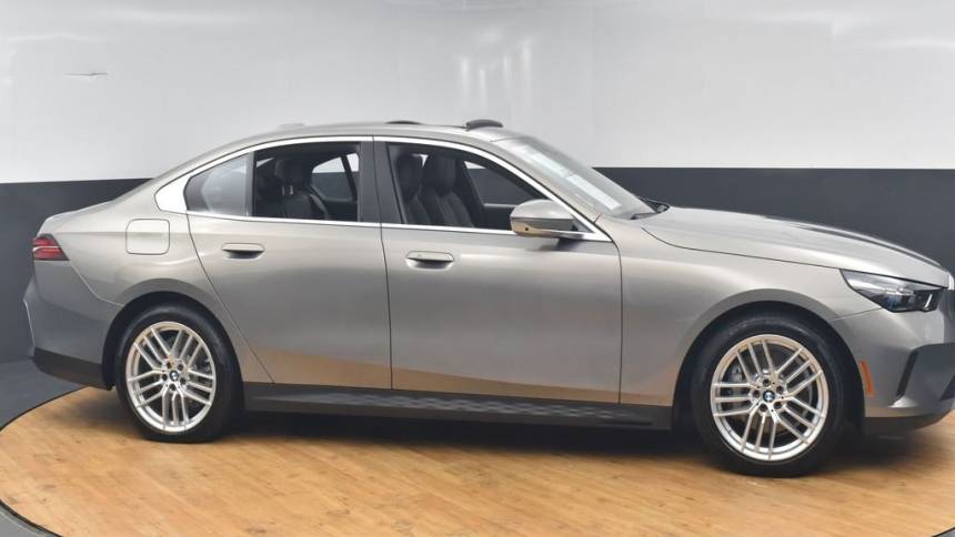 2024 bmw 5 series 530i