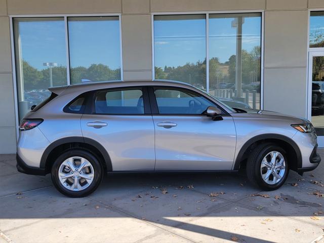 2023 honda hr-v lx