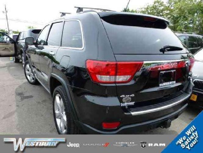 2011 jeep grand cherokee overland summit in westbury, ny