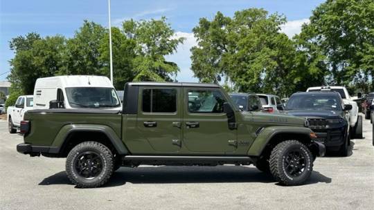 2024 Jeep Gladiator