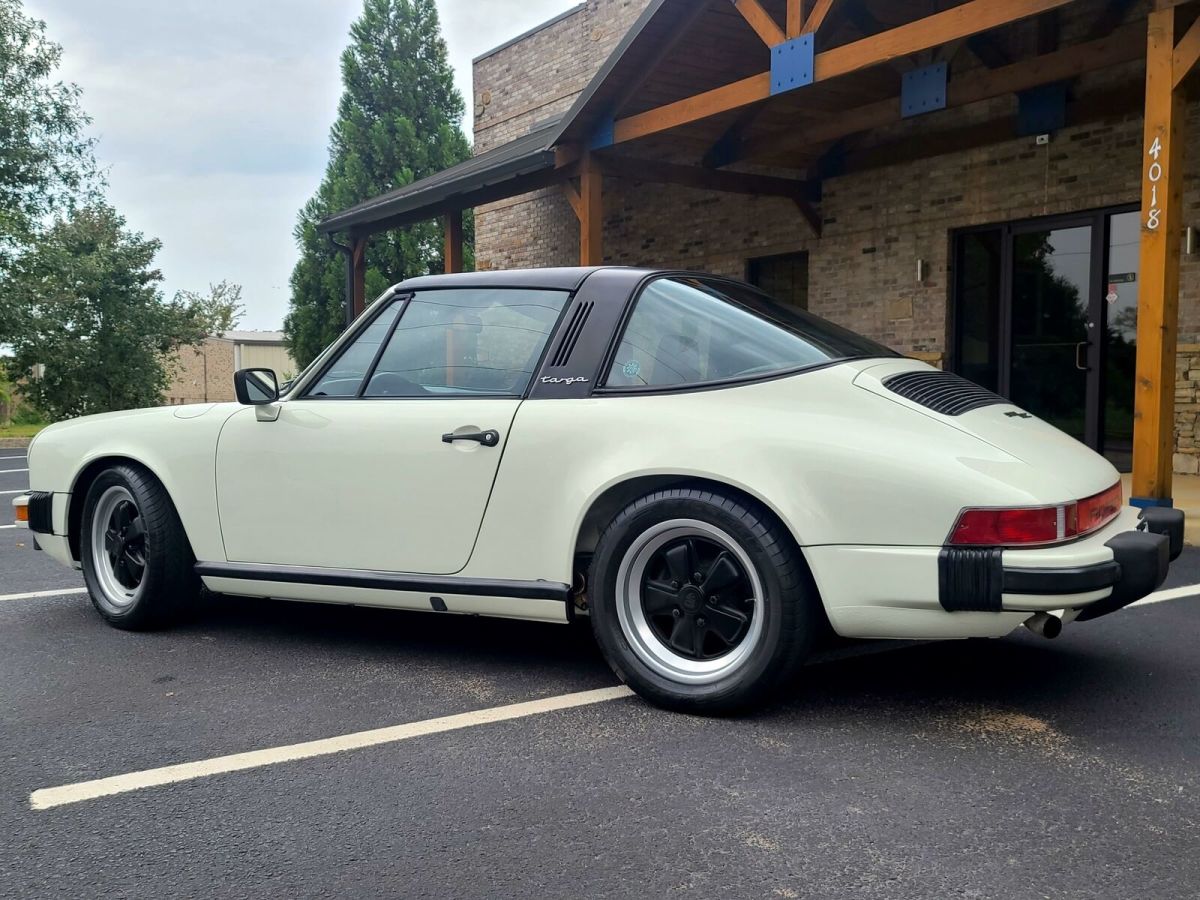 1982 porsche 911sc targa 14,562 miles one owner clean carfax