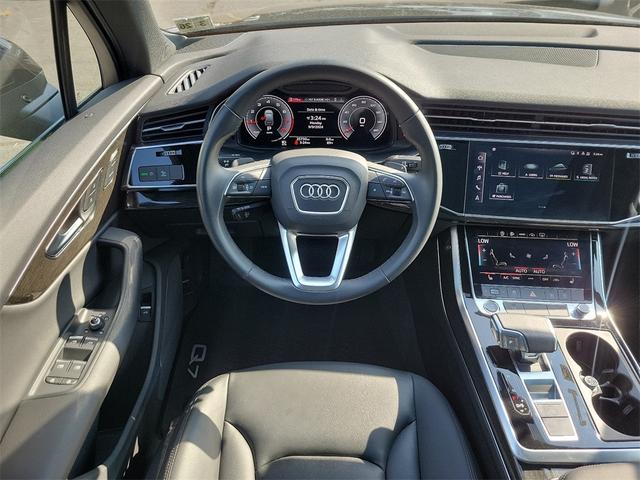 2021 audi q7 45 premium