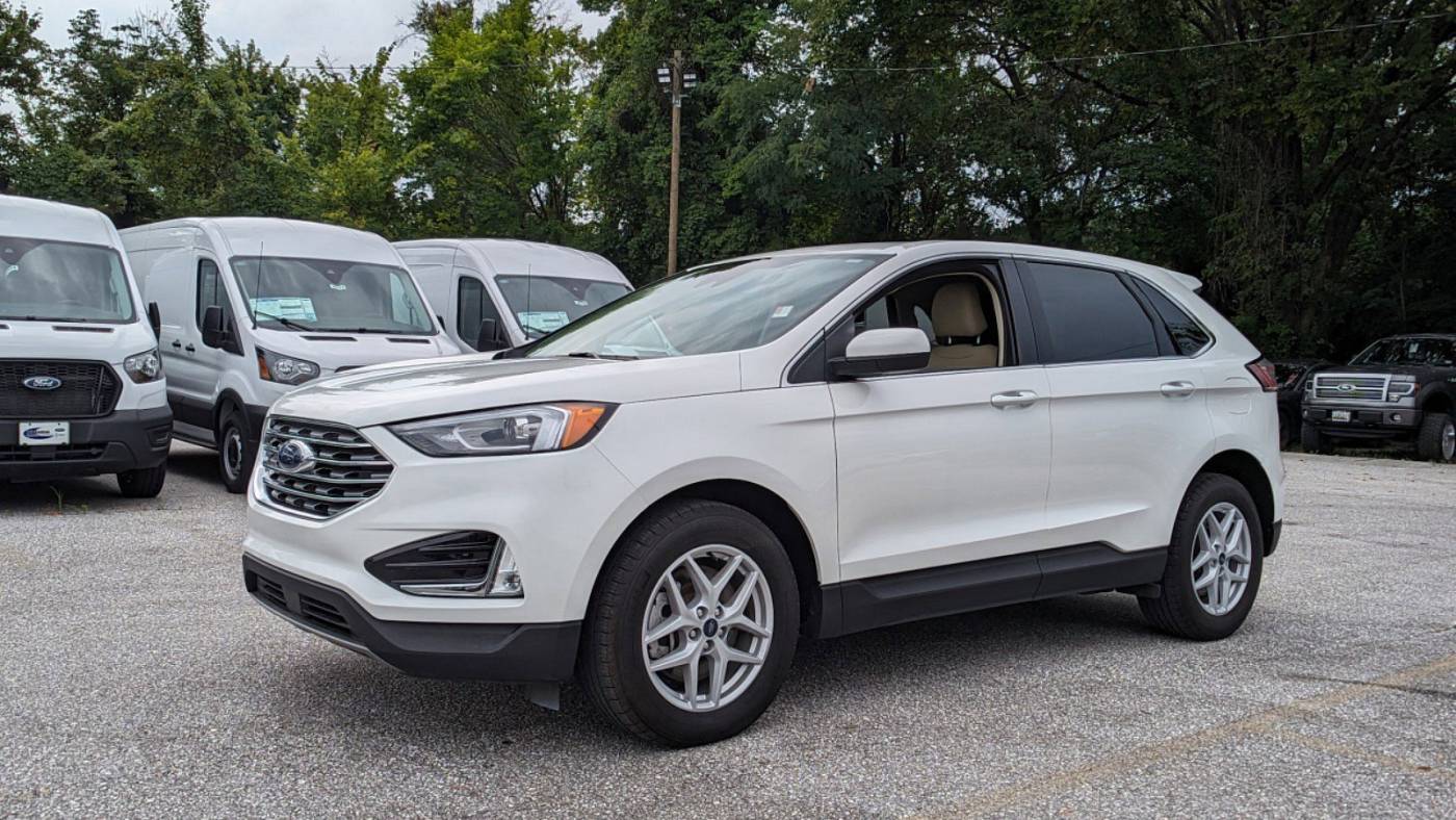 2022 ford edge sel