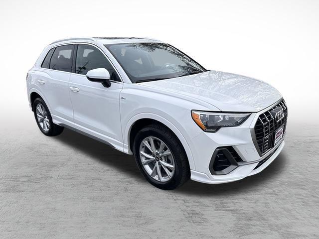 2022 audi q3 45 s line premium