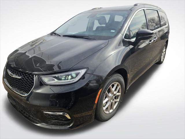 2022 chrysler pacifica touring l