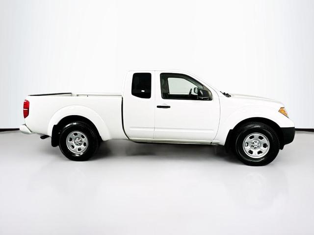 2021 nissan frontier s