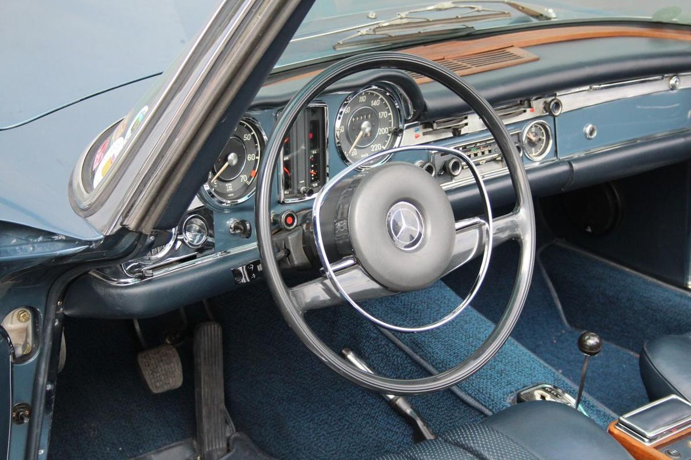 1971 mercedes-benz 280sl pagoda