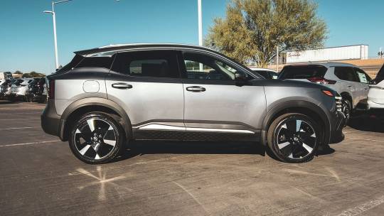 2025 Nissan Kicks
