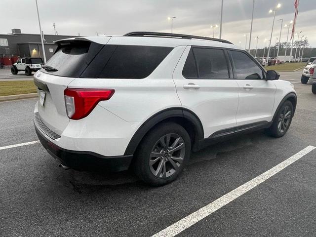 2022 ford explorer xlt