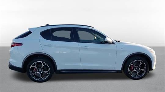 2022 Alfa Romeo Stelvio