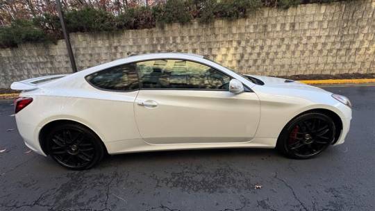 2016 Hyundai Genesis Coupe