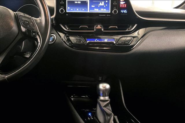 2019 toyota c-hr le