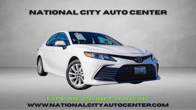 2023 toyota camry le