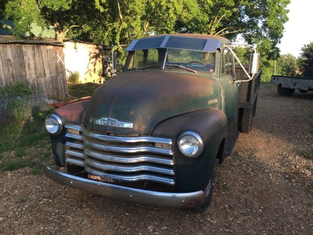 1951 chevy truck five window