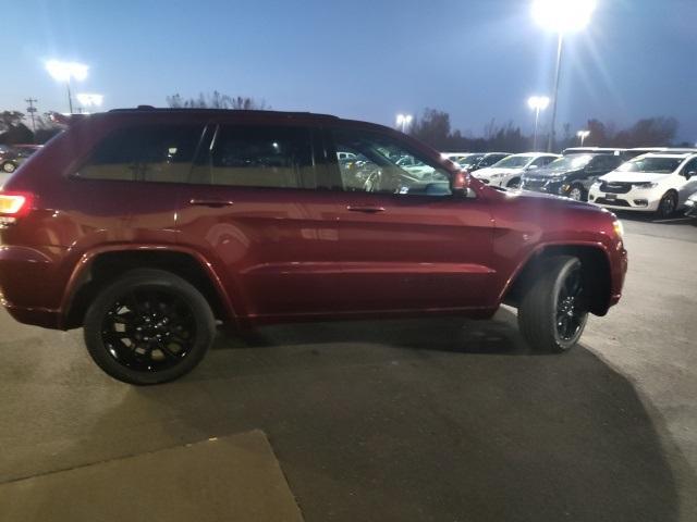2021 jeep grand cherokee laredo x