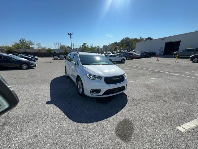 2022 chrysler pacifica touring l