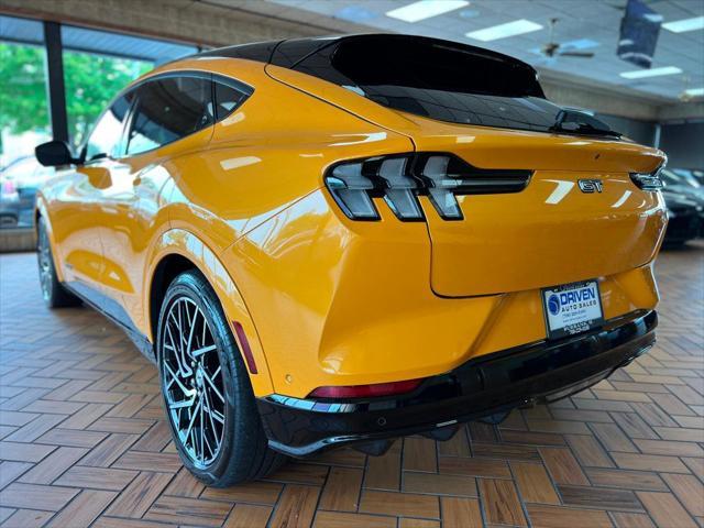 2023 ford mustang mach-e gt