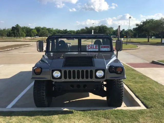 humvee m998 this is a street legal military hmmwv
