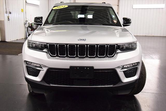 2024 jeep grand cherokee 4xe base