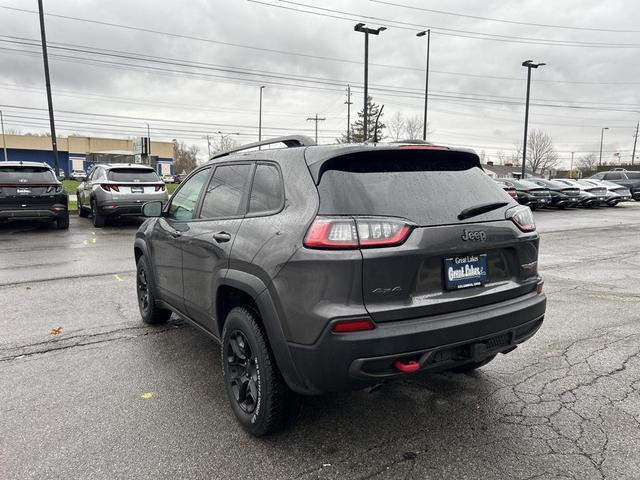 2019 jeep cherokee trailhawk