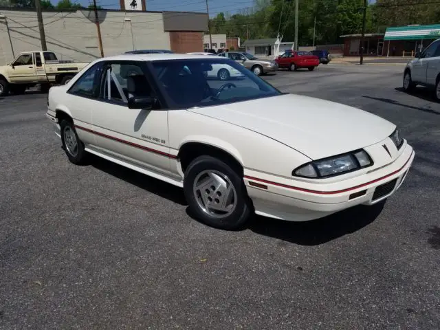 look one owner 1988 pontiac grand prix garage kept low miles meticulously owned