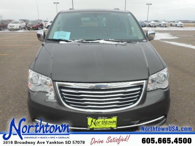 2016 chrysler town and country touring-l touring-l 4dr mini-van for sale in yankton, south dakota