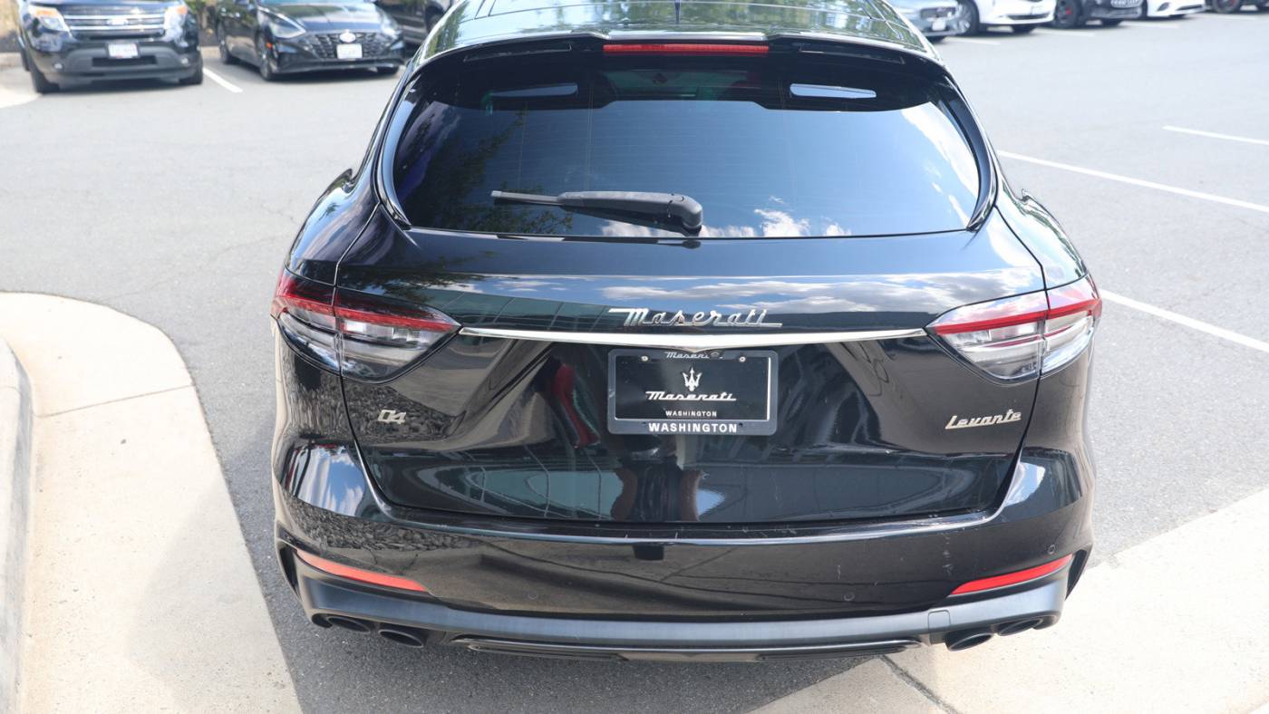 2021 maserati levante gransport