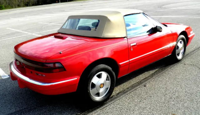 1990 buick reatta base convertible - national winning show car - pristine