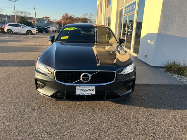 2019 volvo s60 t6 r-design