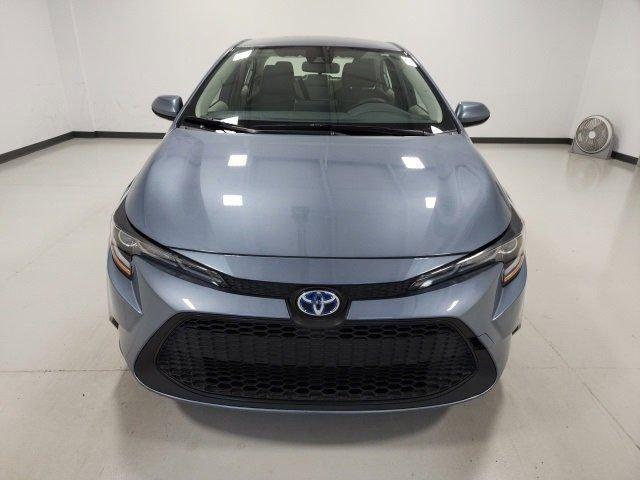 2022 toyota corolla hybrid le